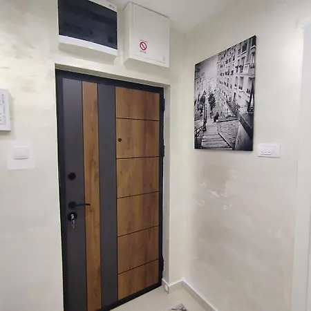 Lari Apartman Szabadka