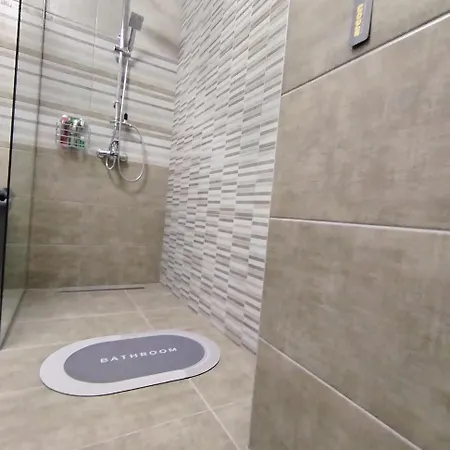 דירה Lari סובוטיקה