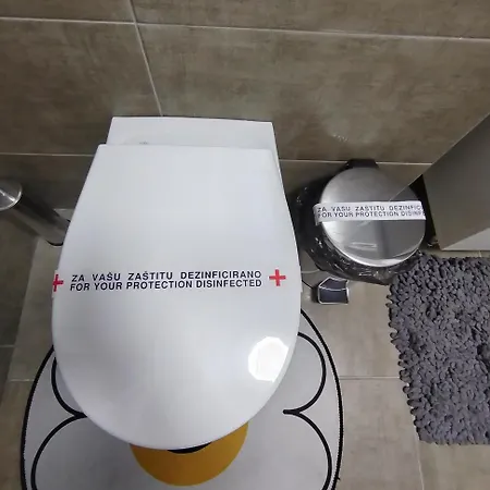 דירה Lari סובוטיקה