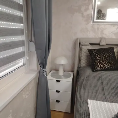 Lari סובוטיקה