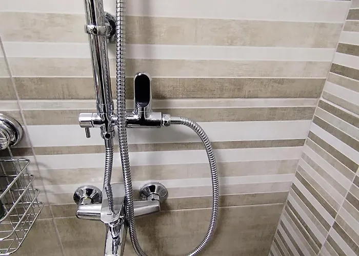 Lari 公寓 苏博蒂察